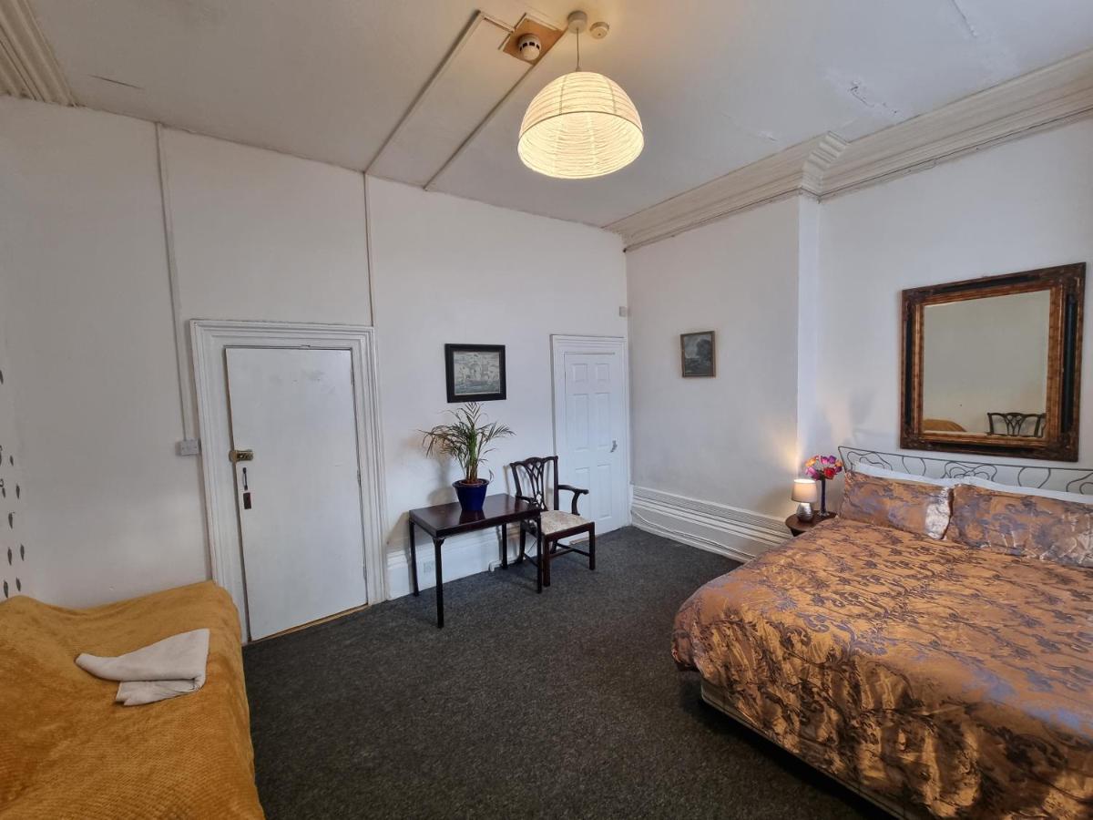 Large Flat Next To Port, Cliffs, Beach With Parking Dover Exterior photo